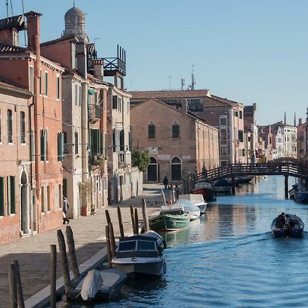 Art Painting Apartment With Canal View Venedig Exterior foto